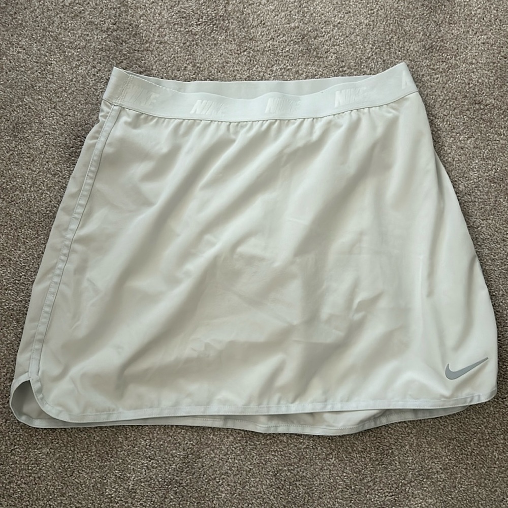 Nike skirt size S